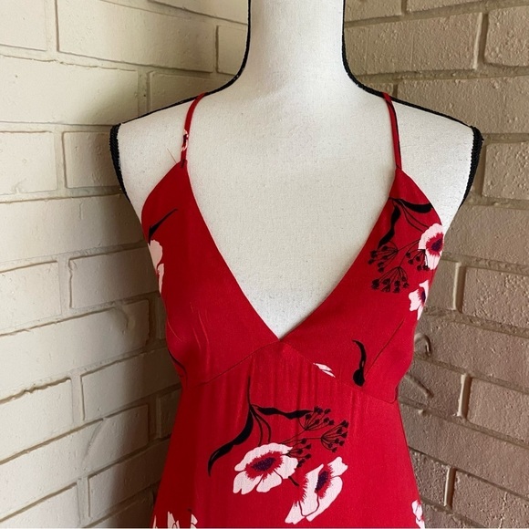 LULUS Beautiful Red Floral Lined Slit  Maxi Dress Size Small S - Picture 3 of 11